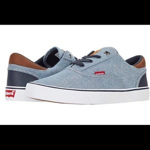 Levi’s Comfort lace up sneaker